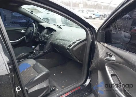 2013 Ford Focus St z USA, uszkodzony, nr VIN 1FADP3L94DL209387